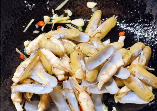 吃蛏子还可以吃角瓜吗,美味双享的餐桌新选择