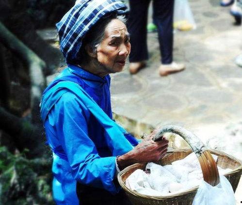 校园恋爱舍友吃瓜,舍友吃瓜见证甜蜜瞬间