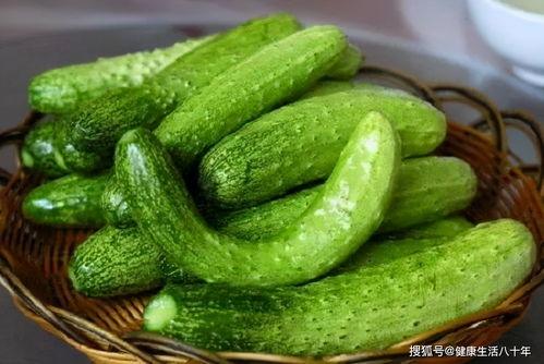 周伟豪吃瓜 第2张 周伟豪吃瓜 第2张