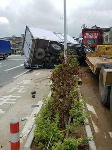 车祸吃瓜照片高清,惊心动魄的瞬间  第2张